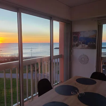 Lägenhet Superbe Avec Vue Au Mole